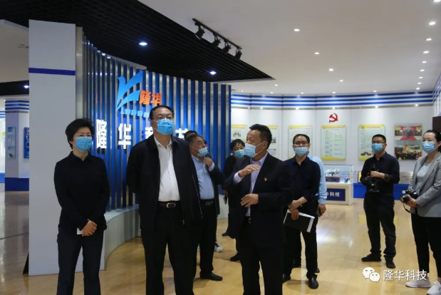 �����и��г���˵�һ�и�����CA88��˾�����쵼����