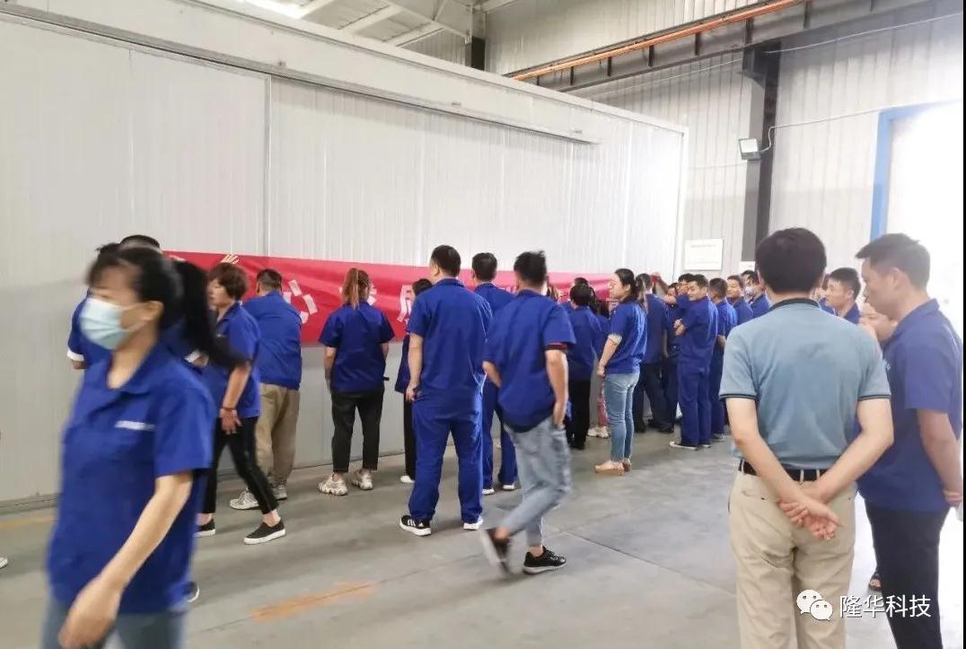 ���������������������������� �� ����������չ�����»