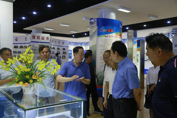 ����Э����ϯ��ʯ��һ�е���CA88���ӿ���ҵ���ºͷ�������